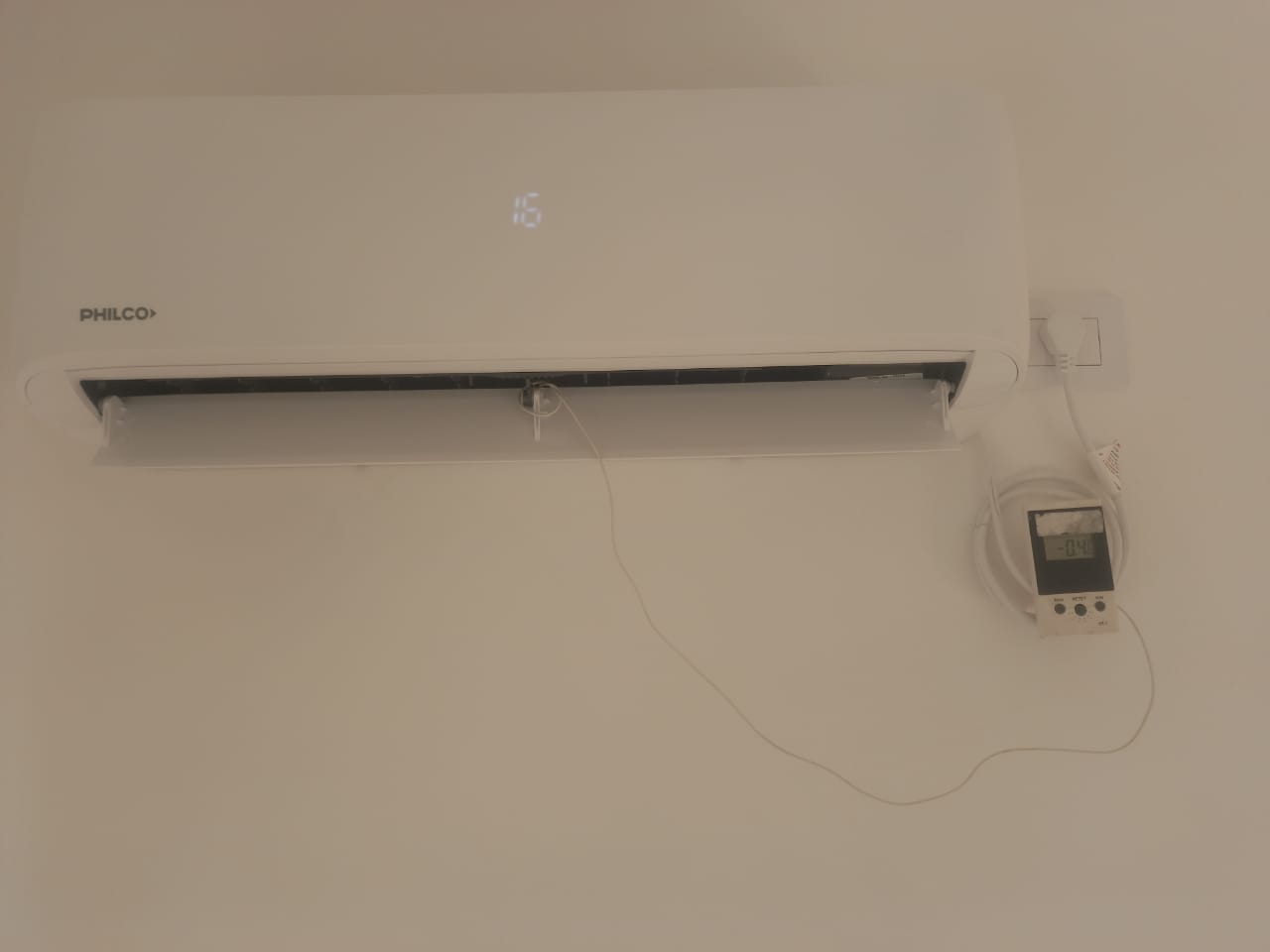 Midiendo temperatura a la salida del split